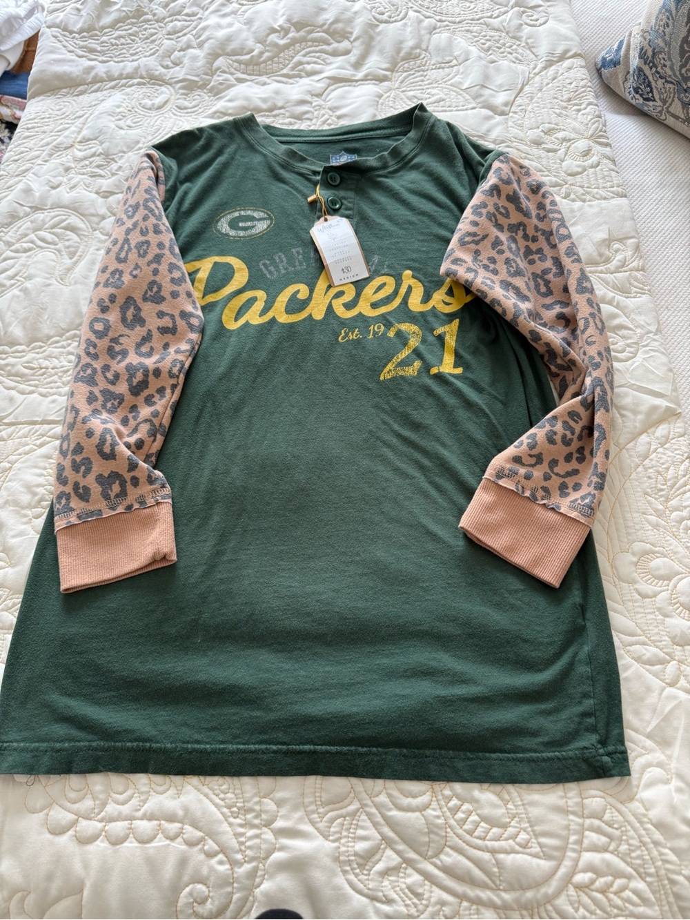 Green Packers Women’s Long-Sleeve Henley Tee with Tan Leopard Sleeves